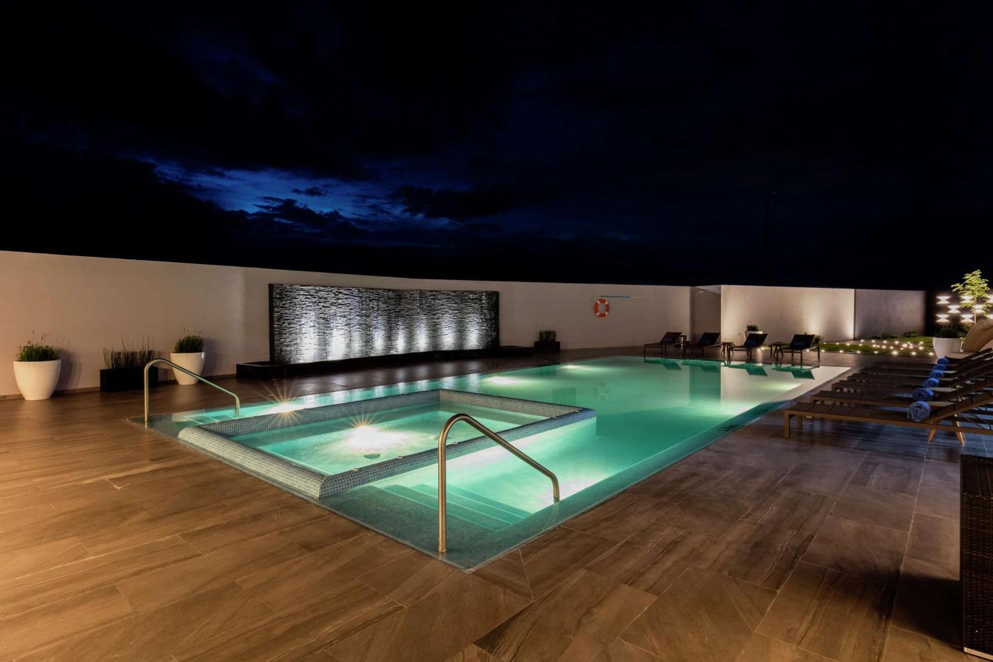 Hilton Garden Inn Salamanca Exterior foto